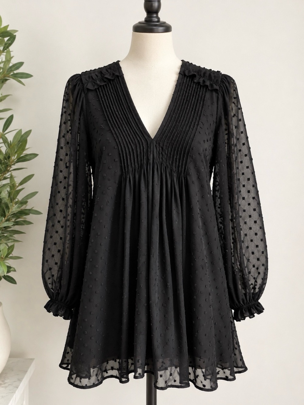 Zara Black Swiss Dot Plumeti V-Neck Mini Dress M